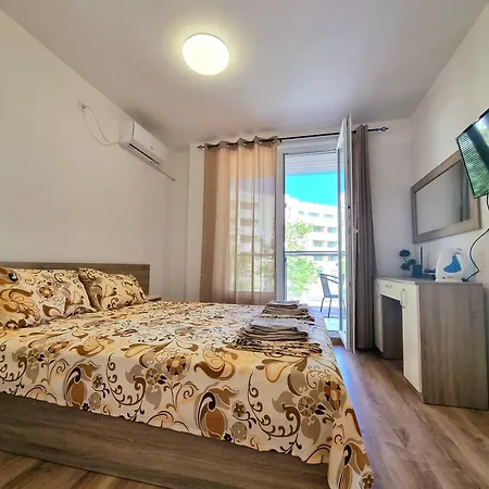Apartment Sea Waves Primorsko